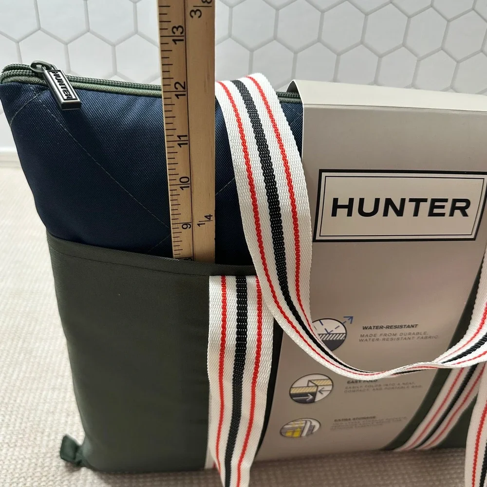Hunter Outdoor Blanket Water-Resistant Picnic Mat Olive Navy Tote 60x70 NEW